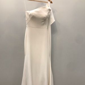 Madi Lane wedding dress UNWORN and UN-ALTERED.